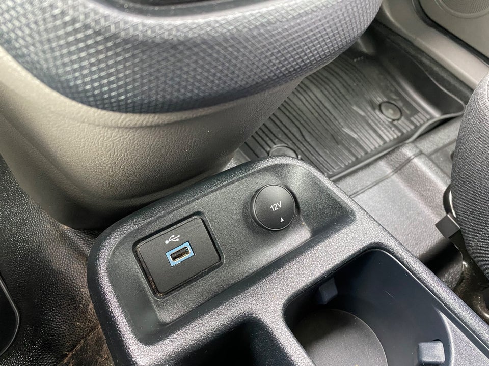 Ford Transit Connect 1,5 EcoBlue Active aut. lang