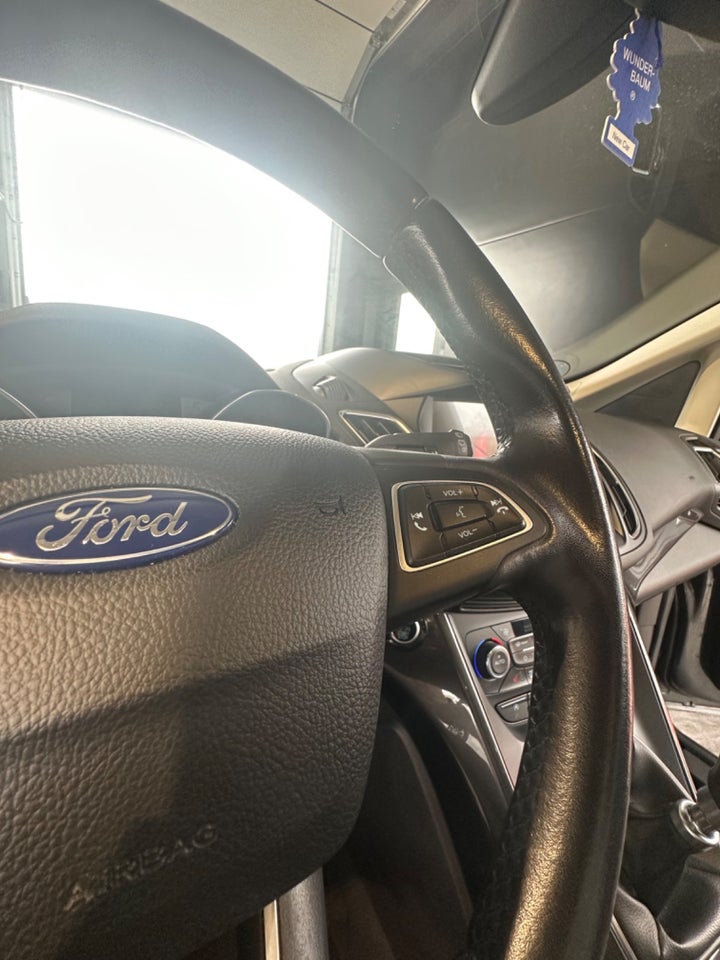 Ford C-MAX 1,0 SCTi 125 Titanium 5d