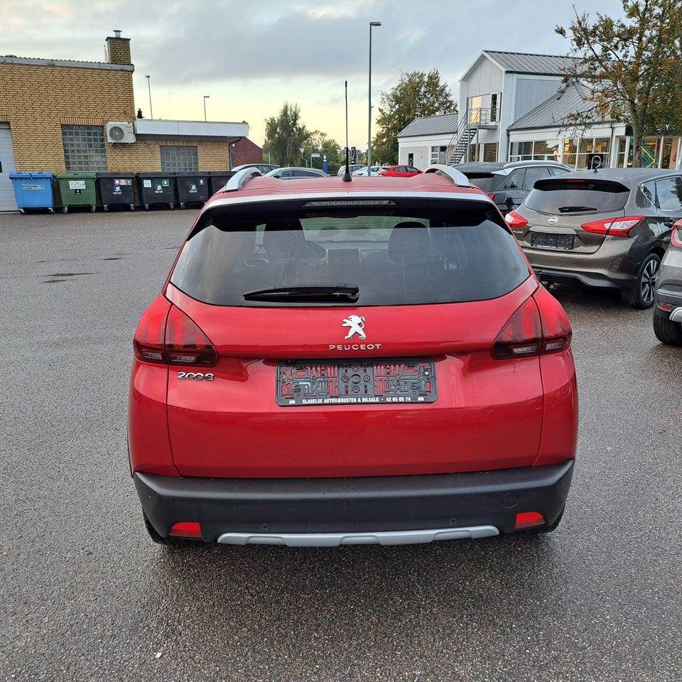 Peugeot 2008 1,5 BlueHDi 100 Allure Sky 5d