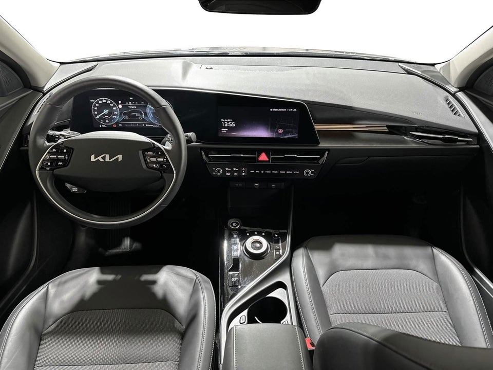 Kia Niro 64 EV Prestige 5d