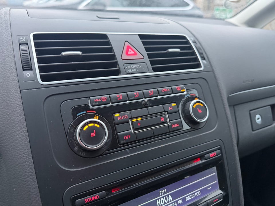 VW Touran 1,6 TDi 105 Comfortline BMT Van 5d