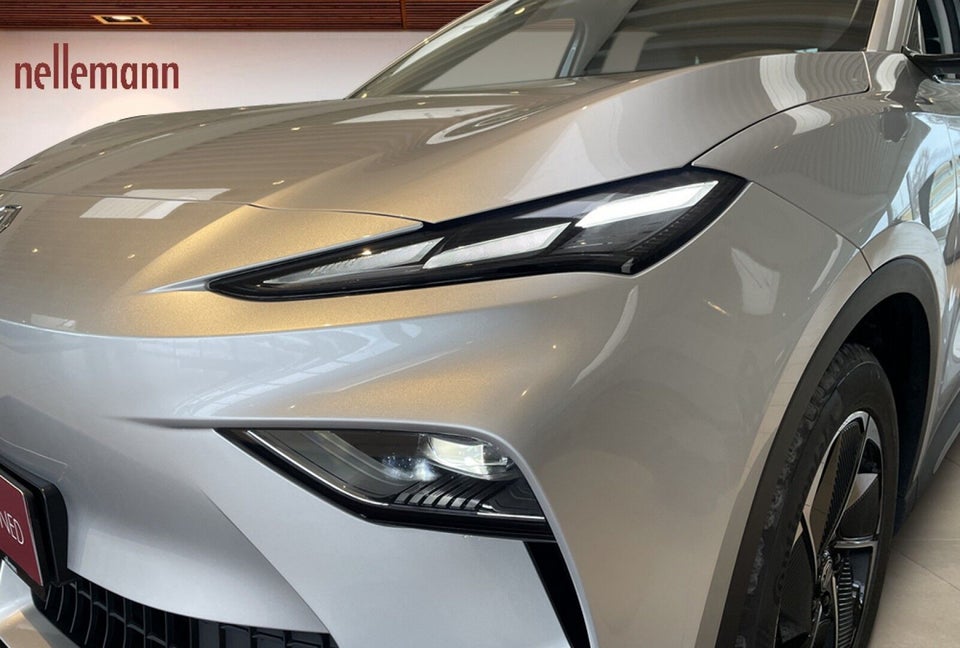 MG MGS5 64 Luxury 5d