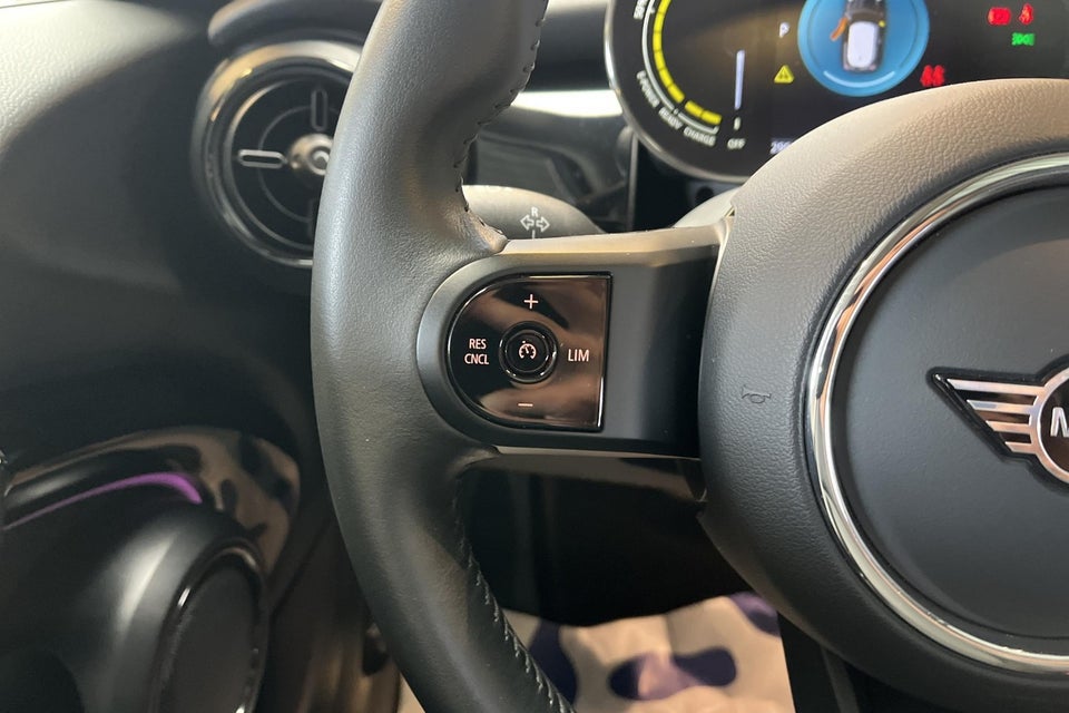 MINI Cooper SE Edition Premium Plus 3d