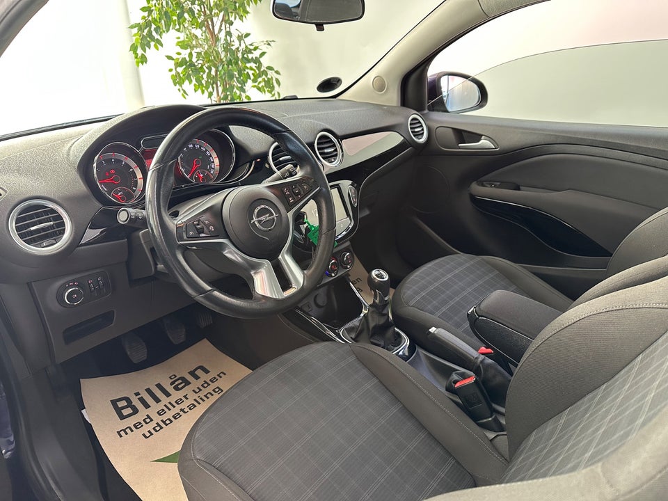 Opel Adam 1,4 87 Glam 3d