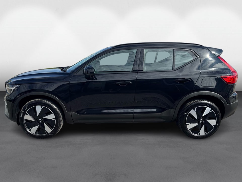 Volvo EX40 Standard Range Plus 5d