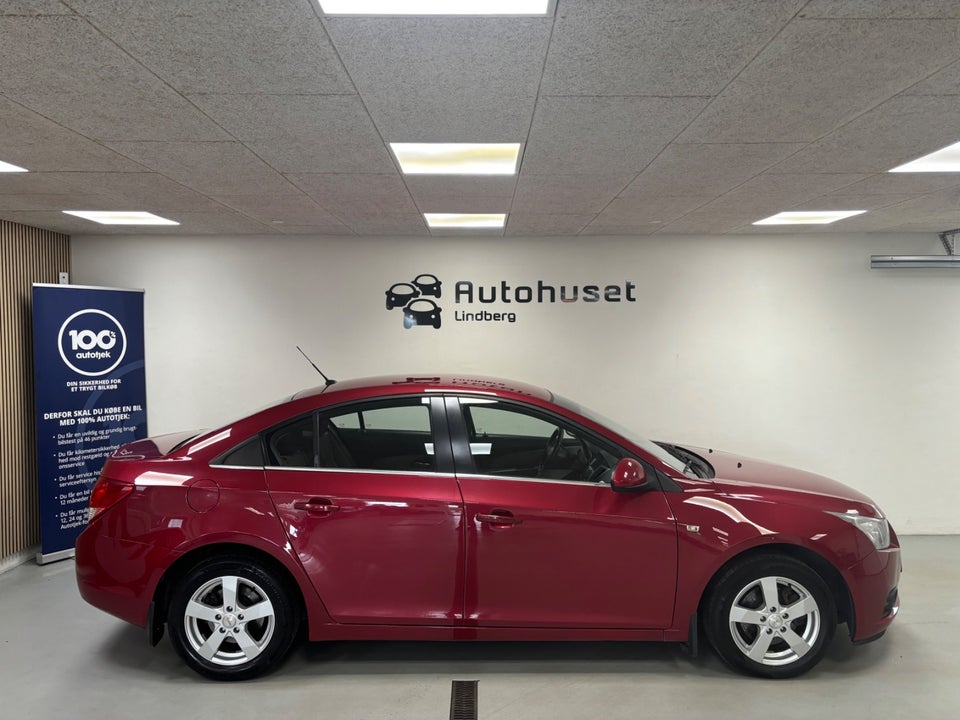 Chevrolet Cruze 2,0 VCDi 125 LS 4d