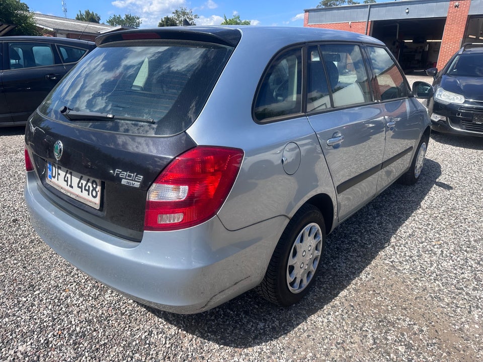 Skoda Fabia 1,2 12V Ambiente Combi 5d