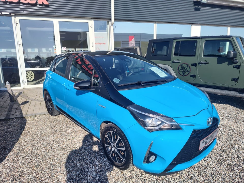 Toyota Yaris 1,5 Hybrid H3 Limited e-CVT 5d