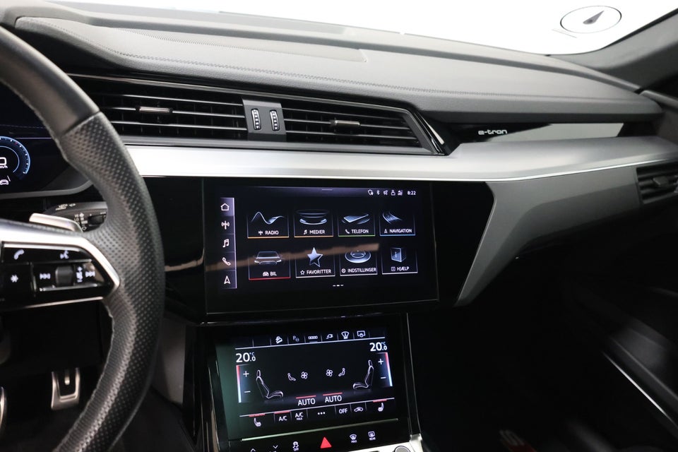 Audi SQ8 e-tron quattro 5d
