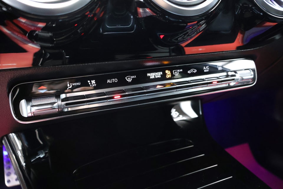 Mercedes A250 e 1,3 AMG Line aut. 5d