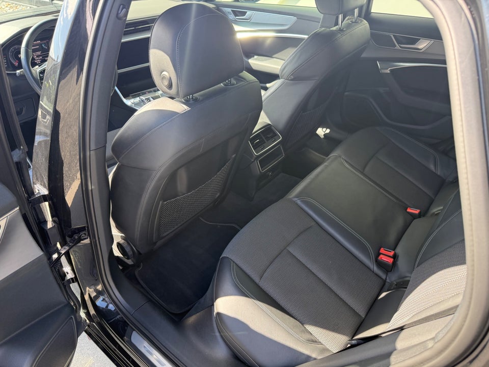 Audi A6 45 TFSi Avant S-tr. 5d