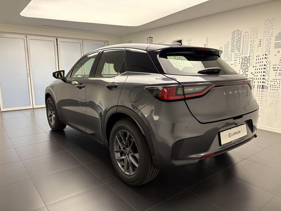 Lexus LBX 1,5 Hybrid 5d