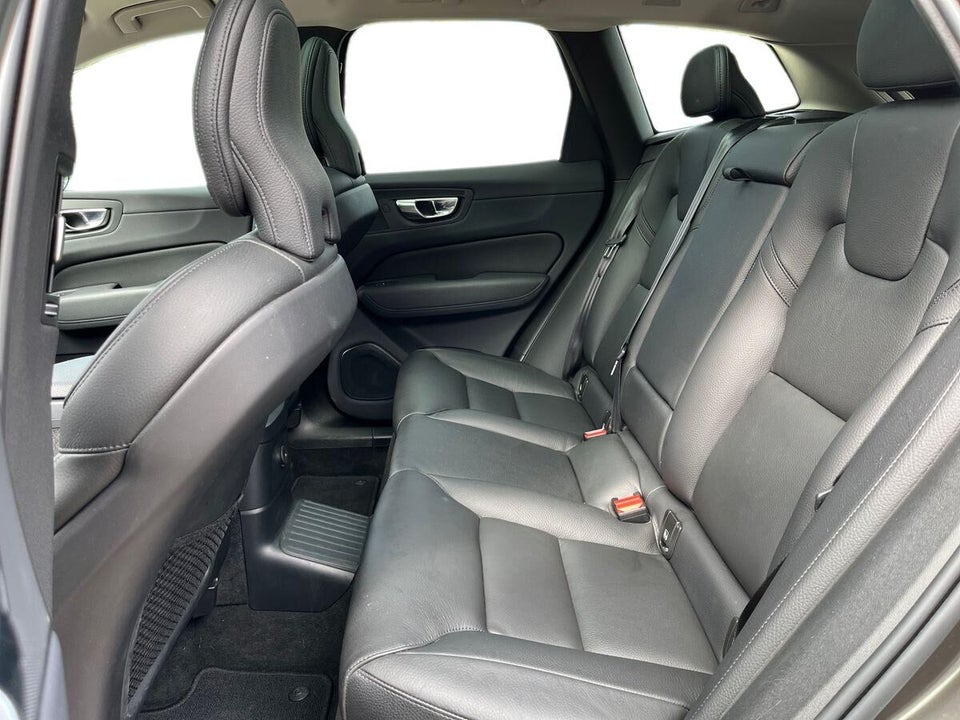 Volvo XC60 2,0 T6 ReCharge Inscription aut. AWD 5d