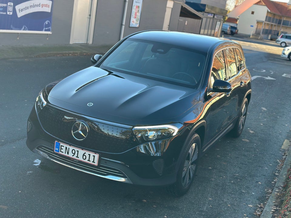 Mercedes EQB250+ 5d