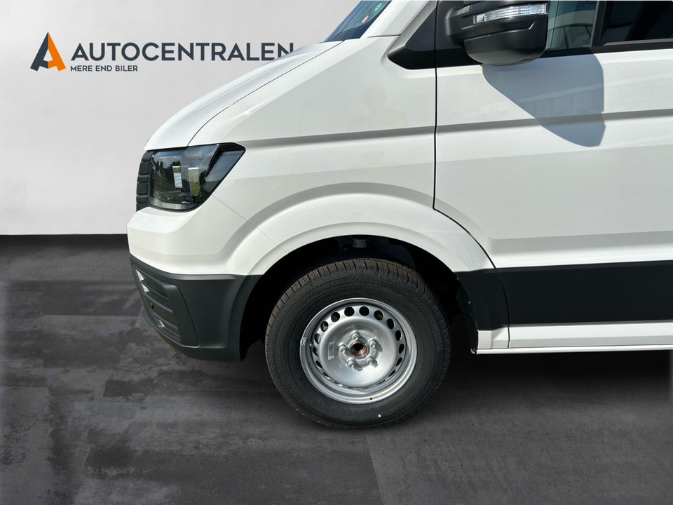 VW Crafter 35 2,0 TDi 163 Db.Kab m/lad L4 aut. RWD 4d