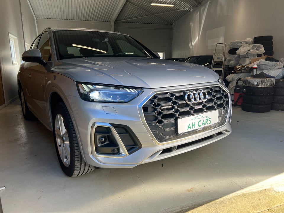 Audi Q5 50 TFSi e S-line quattro S-tr. 5d