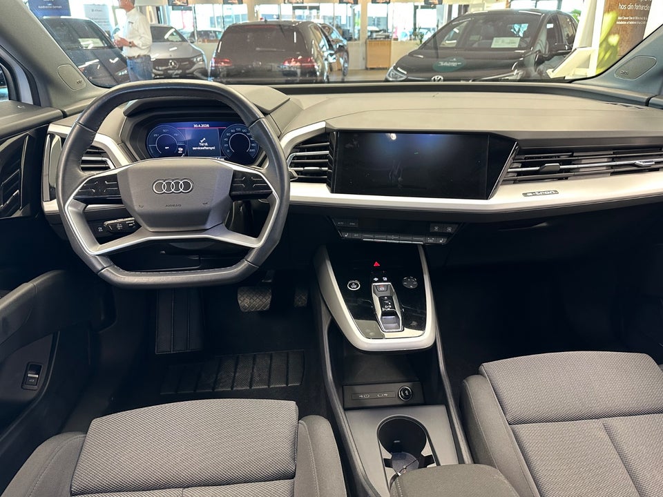 Audi Q4 e-tron 45 Progress 5d