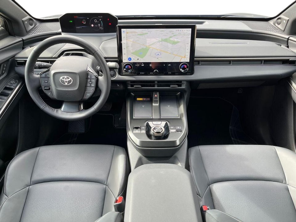 Toyota bZ4X 73 Executive AWD 5d
