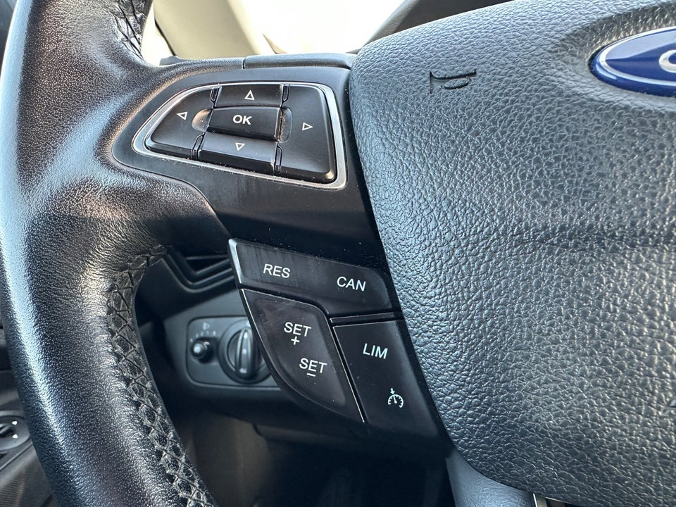 Ford C-MAX 1,5 TDCi 120 Titanium Van 5d