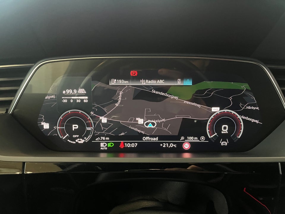 Audi Q8 e-tron 55 S-line Black Edition Sportback quattro 5d