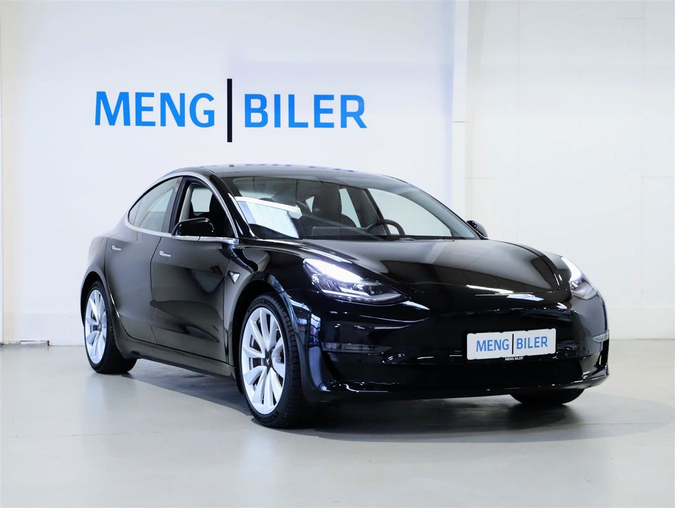 Tesla Model 3 Long Range AWD 4d