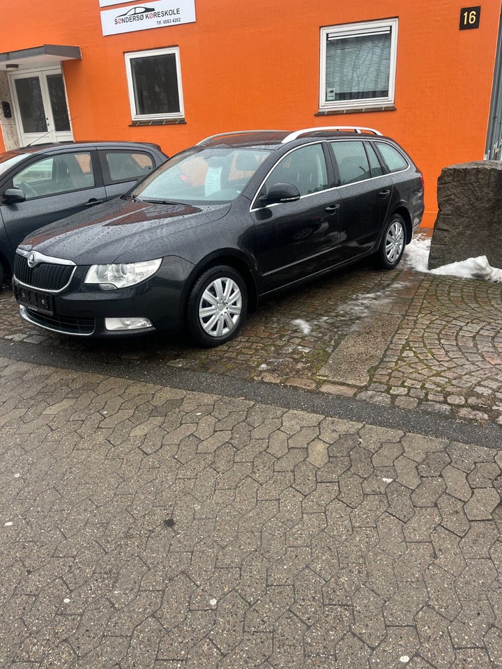 Skoda Superb 1,8 TSi 160 Ambition Combi 5d