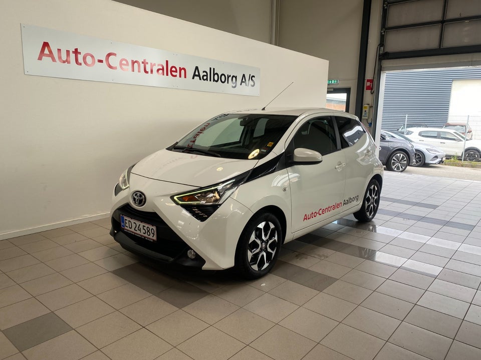 Toyota Aygo 1,0 VVT-i x-press 5d