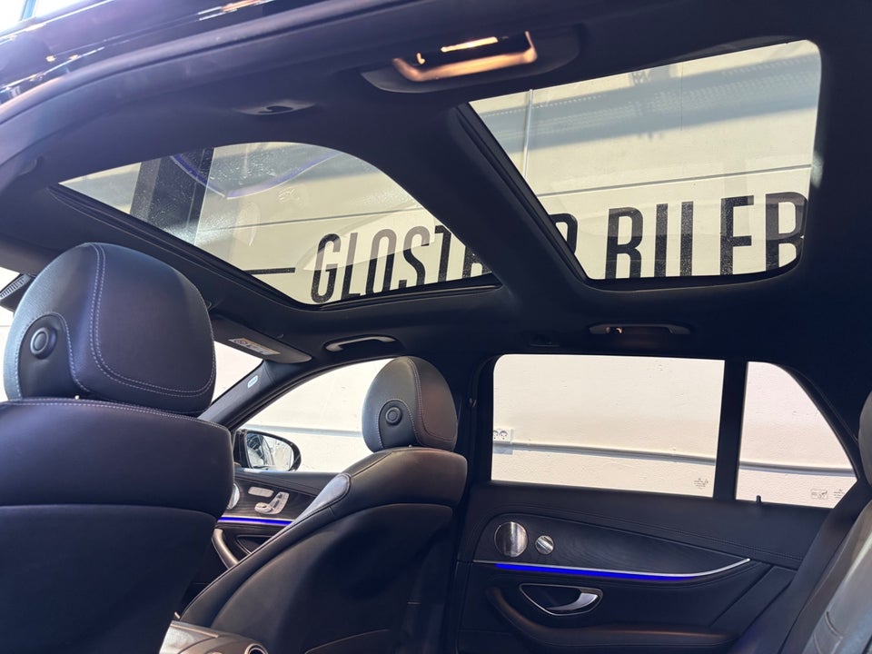 Mercedes E300 de 2,0 AMG Line Night Edition stc. aut. 5d