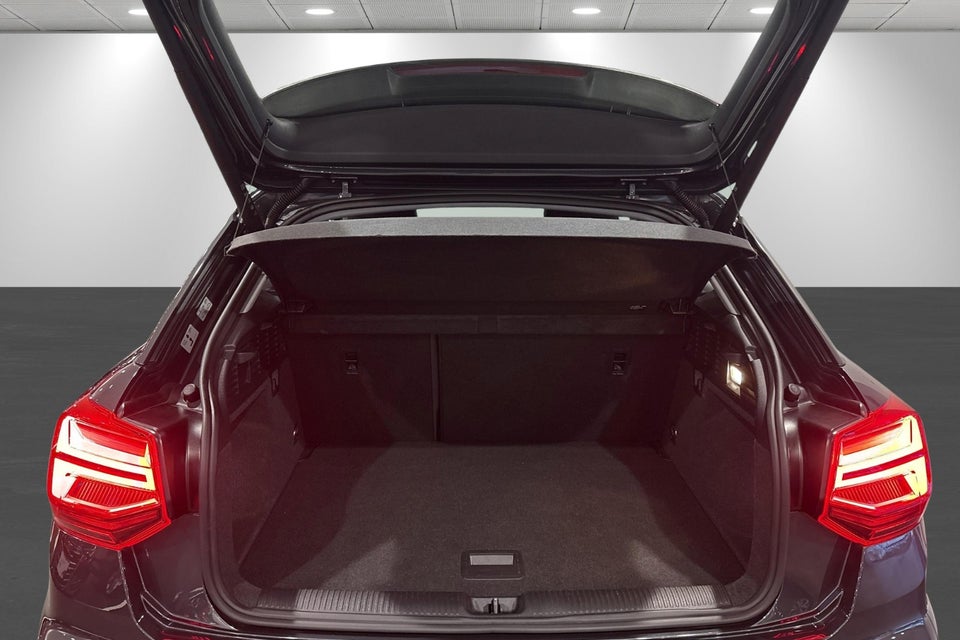 Audi Q2 35 TFSi Prestige S-tr. 5d