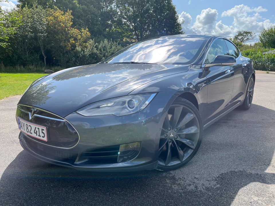 Tesla Model S 70D 5d