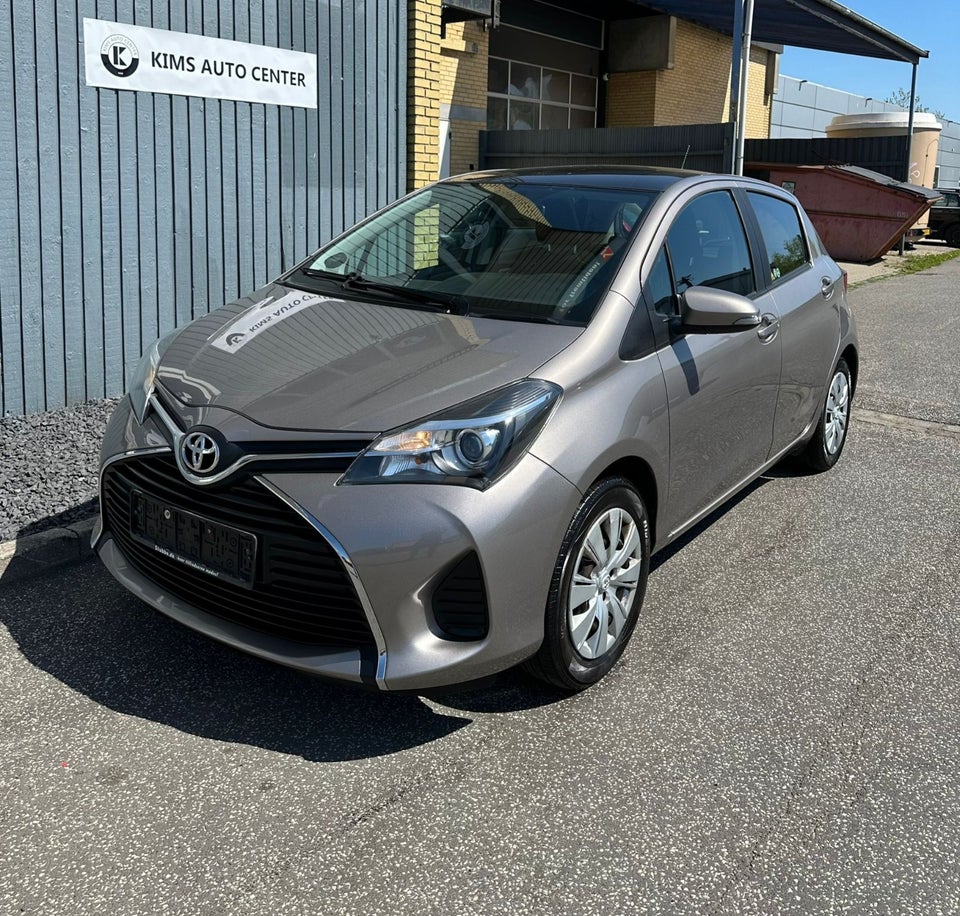 Toyota Yaris 1,3 VVT-i T2 Komfort 5d