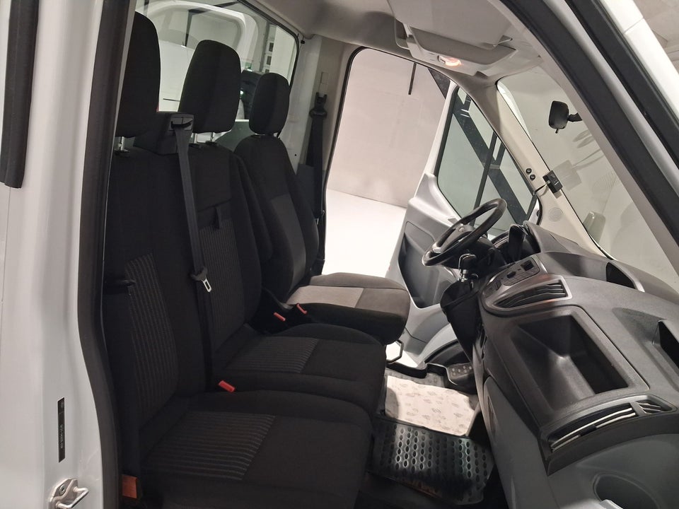 Ford Transit 350 L3 Chassis 2,0 TDCi 130 Autotransporter RWD 2d