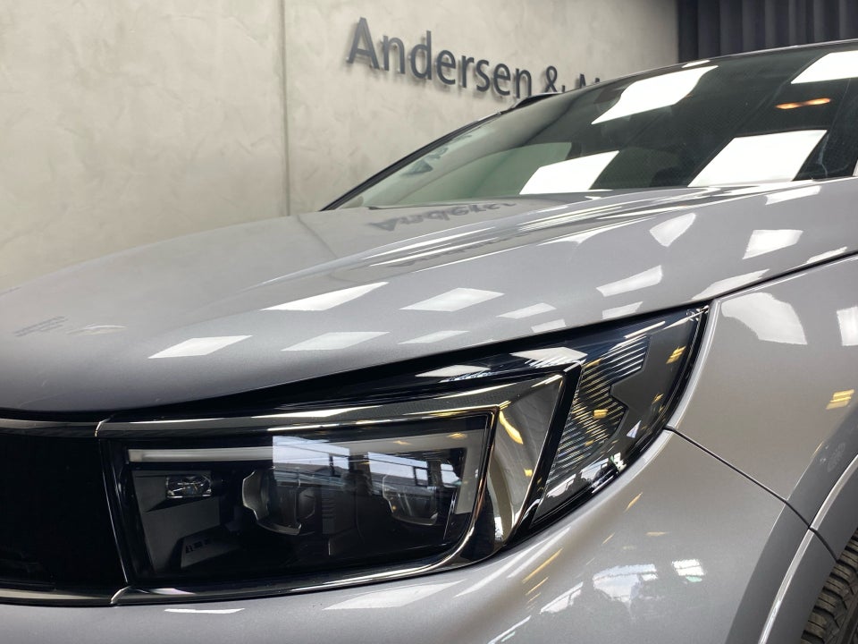Opel Grandland 1,5 D 130 Elegance aut. 5d