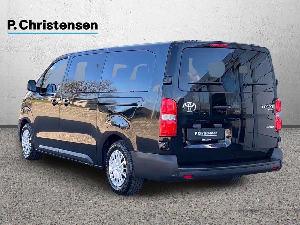 Toyota ProAce Verso 75 Long Shuttle 5d
