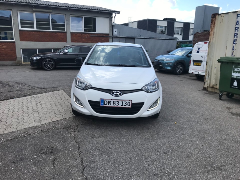 Hyundai i20 1,25 Classic Go! 5d