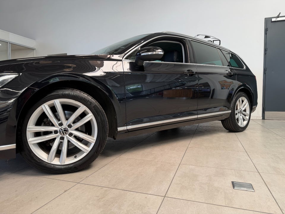 VW Passat 2,0 TDi 150 Elegance Variant DSG 5d