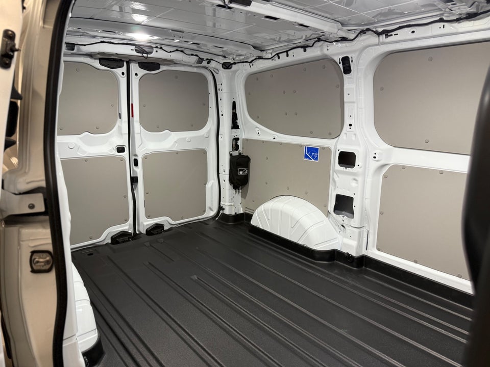 Ford E-Transit Custom 320S 64 Limited