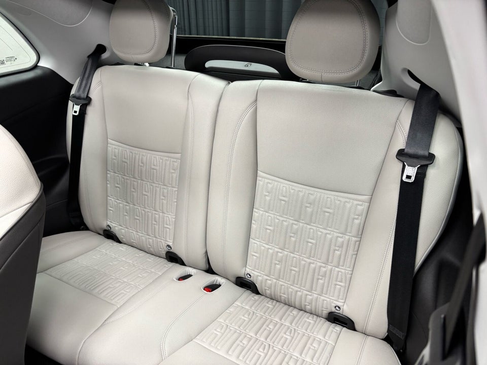 Fiat 500e 42 la Prima 3d