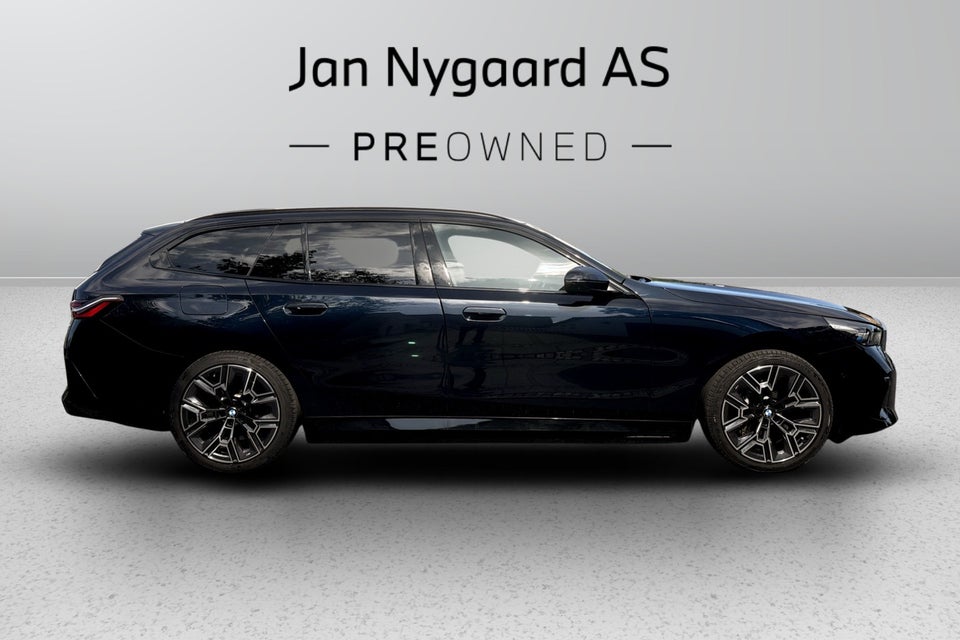 BMW i5 eDrive40 Touring Fully Charged M-Sport 5d
