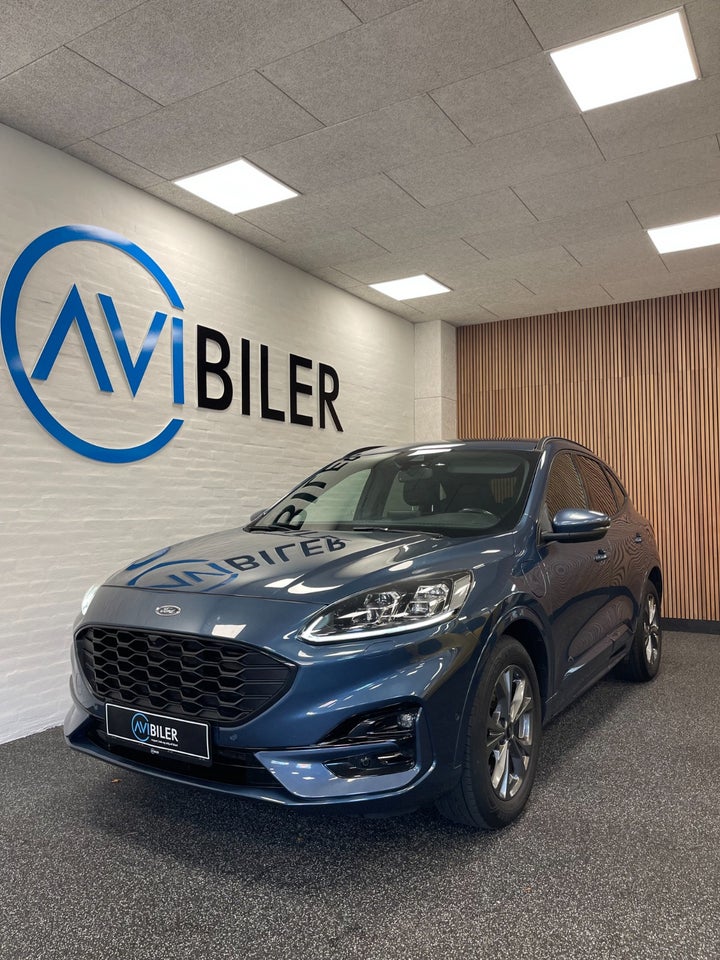 Ford Kuga 2,5 PHEV ST-Line X CVT 5d