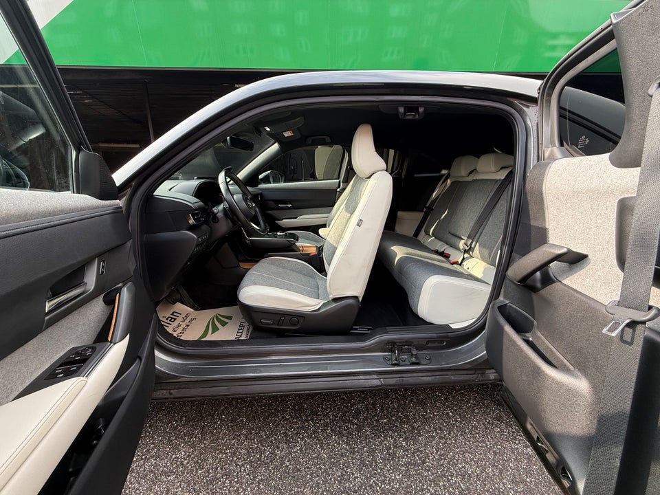 Mazda MX-30 e-SkyActiv Advantage 5d