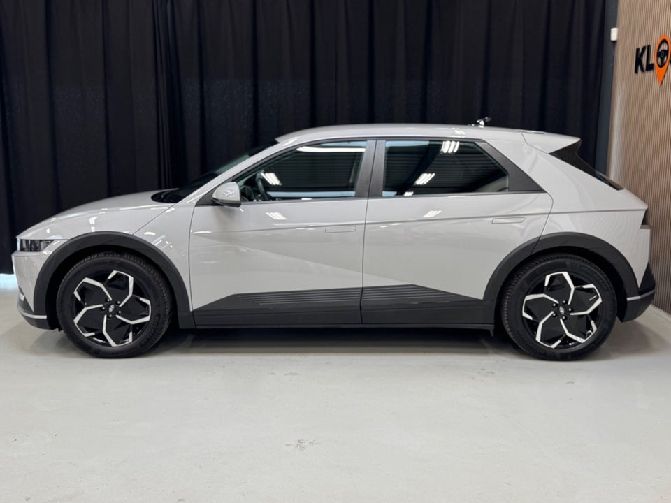 Hyundai Ioniq 5 77 Essential AWD 5d