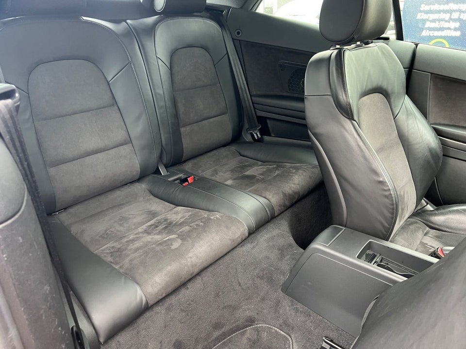 Audi A3 1,6 TDi Attraction Cabriolet 2d