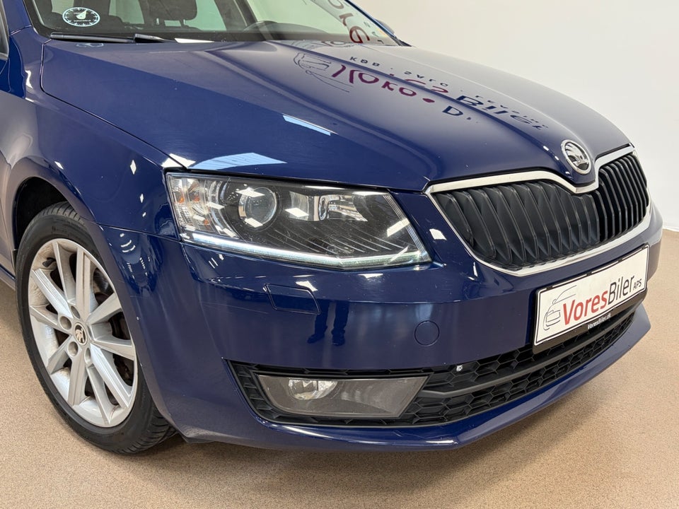 Skoda Octavia 2,0 TDi 150 Style Combi 5d