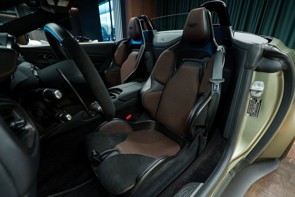 Aston Martin Vantage 5,2 V12 Coupé aut. 2d