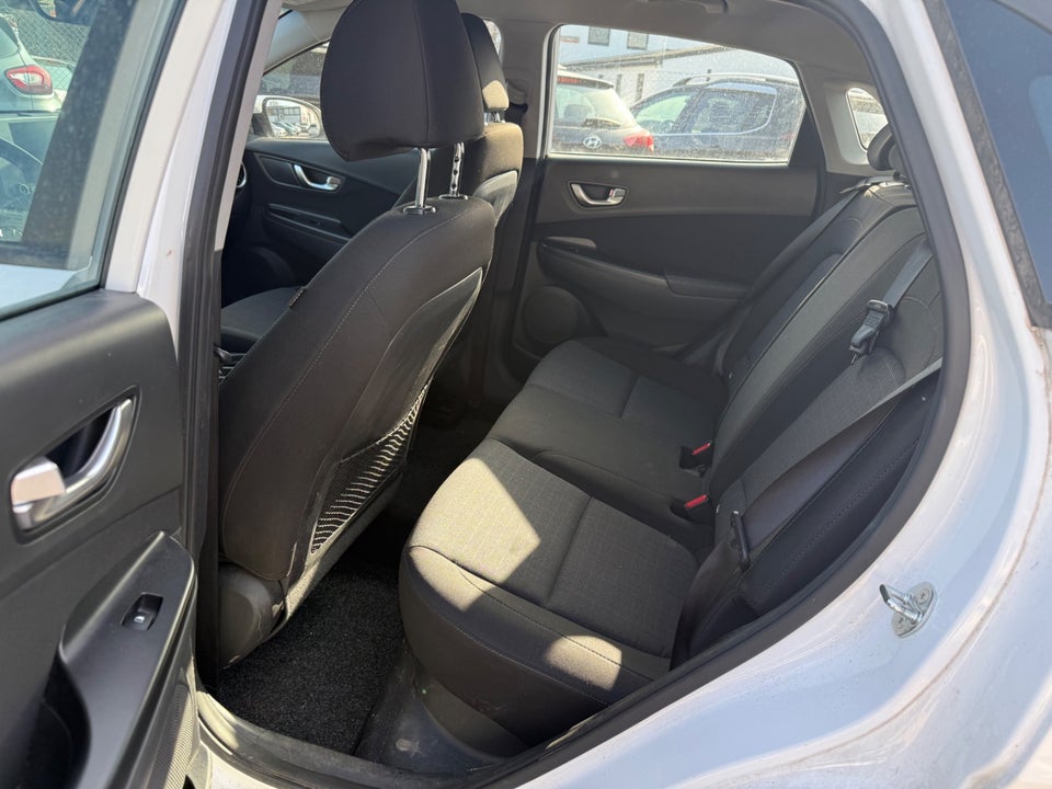 Hyundai Kona 1,0 T-GDi Essential DCT 5d