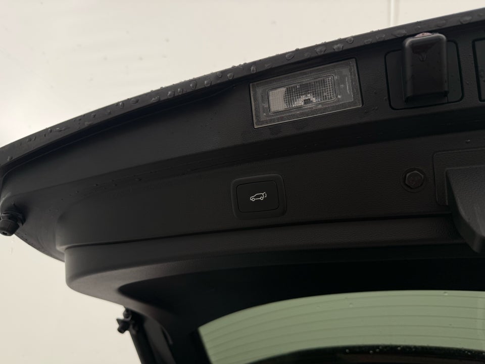 MG Marvel R Performance 5d