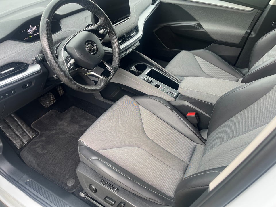 Skoda Enyaq 80 iV Premium 5d