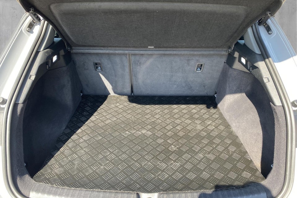 Audi Q4 e-tron 40 Attitude 5d