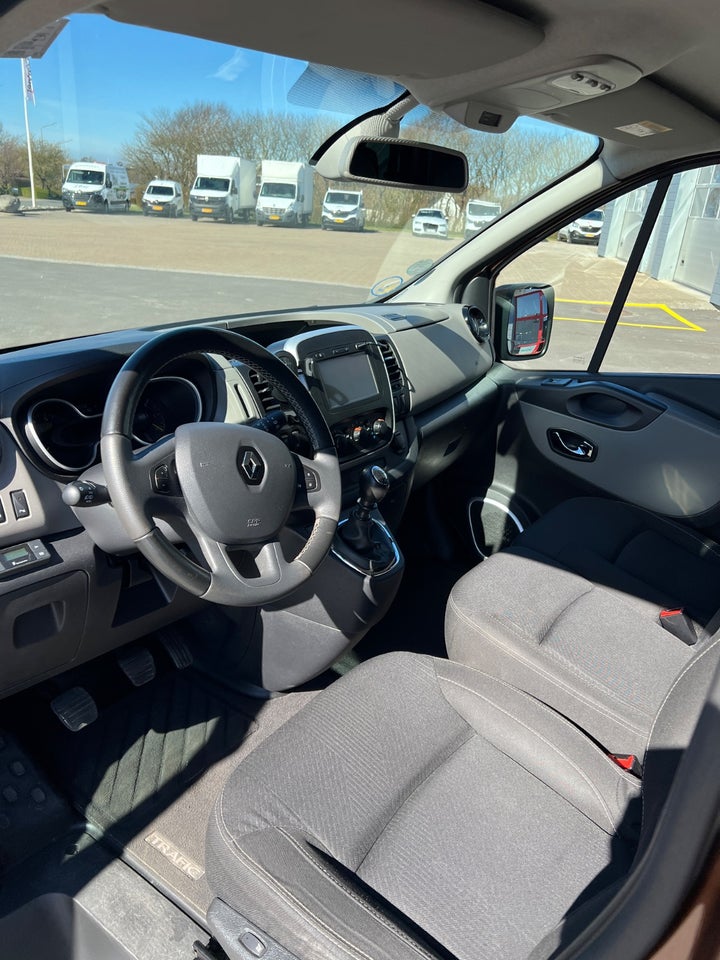 Renault Trafic T29 1,6 dCi 145 L2H1 Grand Passenger